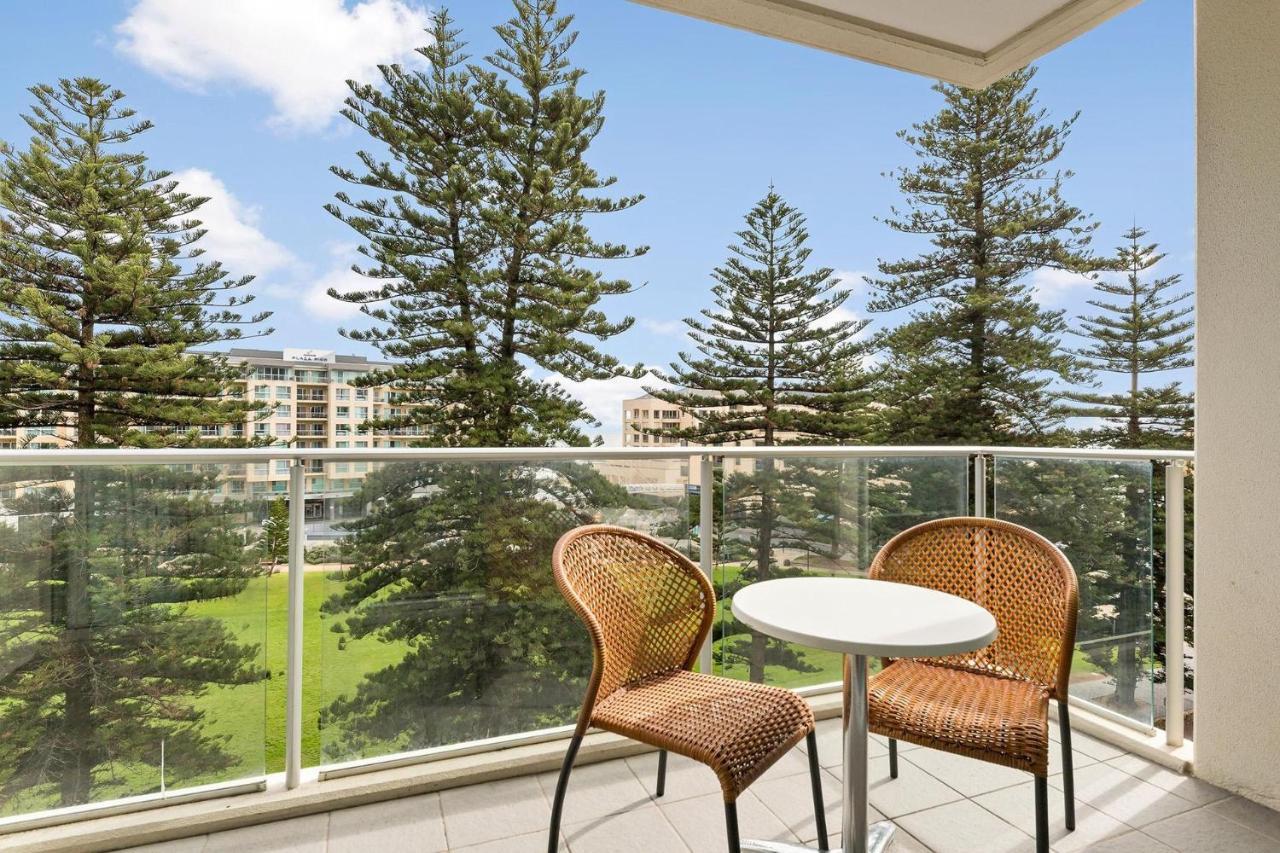 Belle Escapes - Lazy Days On Colley Terrace * Glenelg