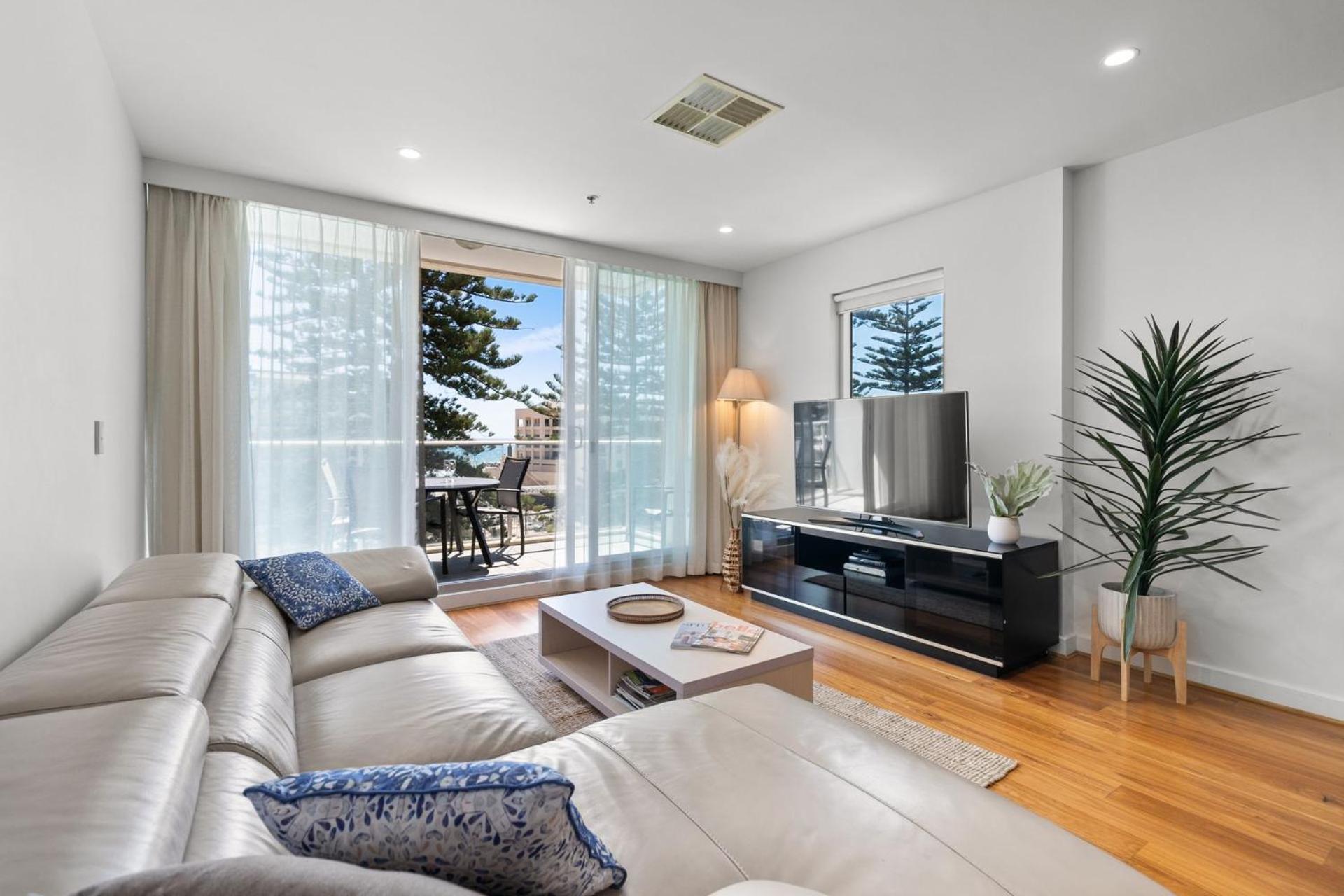 Belle Escapes - Lazy Days On Colley Terrace * Glenelg